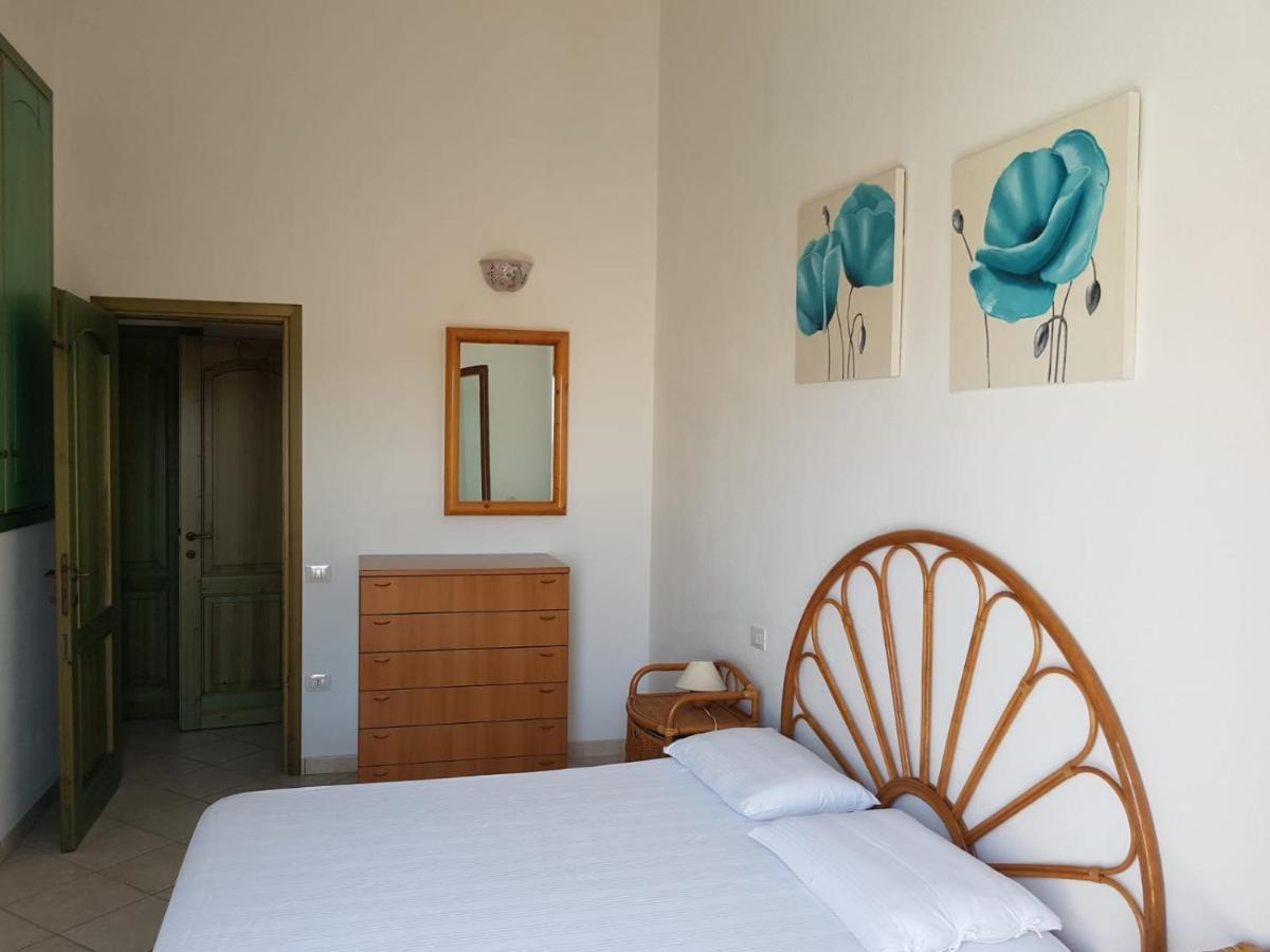 Appartamento Azzurro Con Balcone E Panorama Sul Paese Santa Teresa Gallura Dış mekan fotoğraf